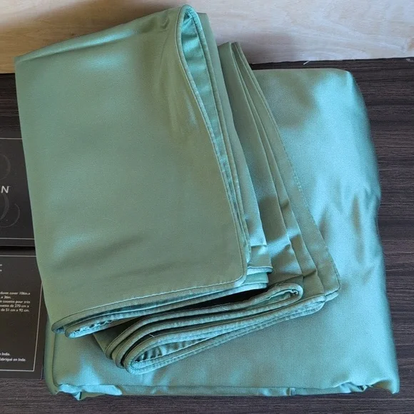Ethan Allen Queen Duvet And Shams Set Salena Duvet Cover Set F/Q Size Sage Green - Picture 2 of 7